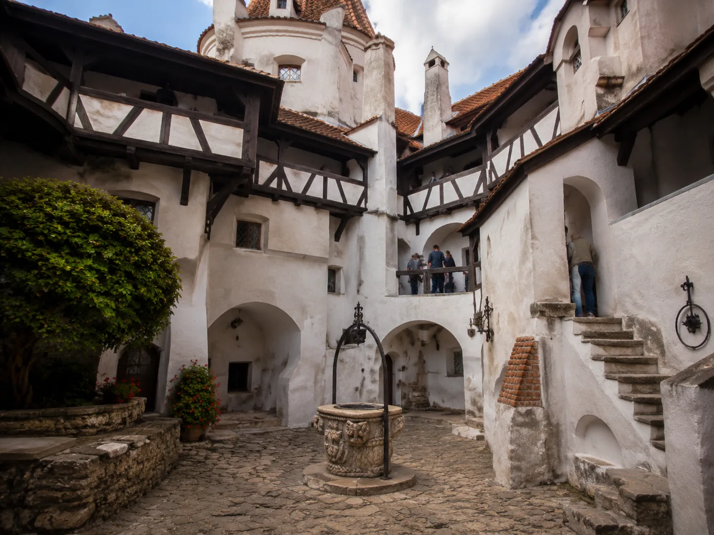 The courtyard and tower walls, looking toward the secret staircase