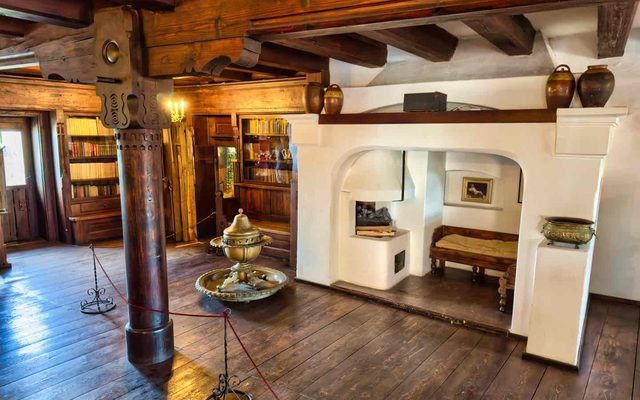 Queen Marie's bedroom inside Bran Castle